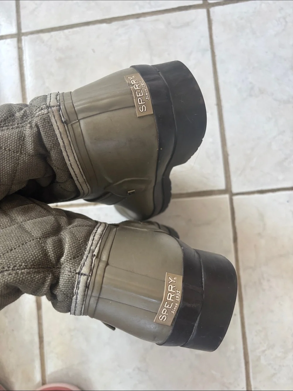 Sperry Youth Rain Boots in Taupe with Navy Lining